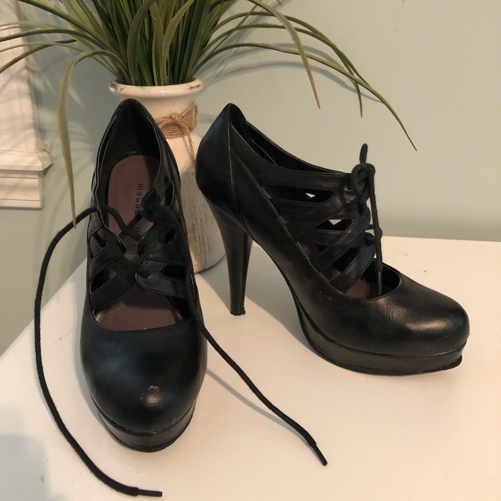 Black leather lace heel